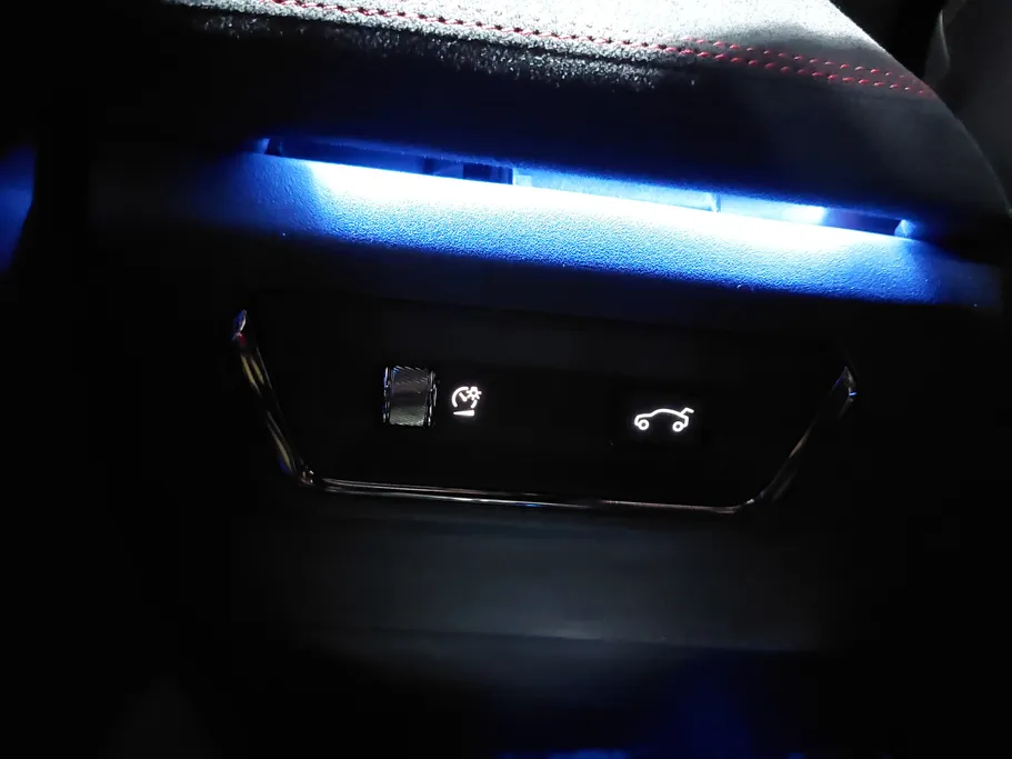 2024 Lynk and Co 05 Hyper Halo 