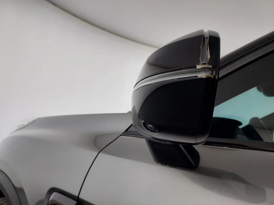 2024 Lynk and Co 05 Hyper Halo 