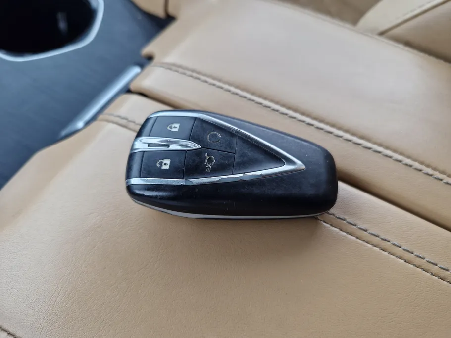 شانجان يوني كي Elite 2023 