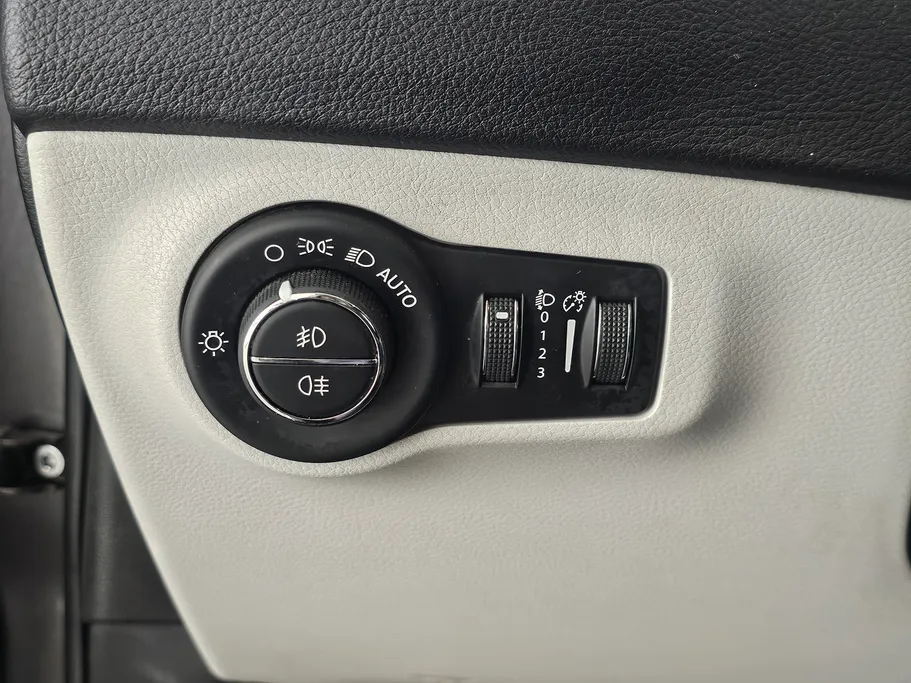 جيب كومباس Limited 2019 