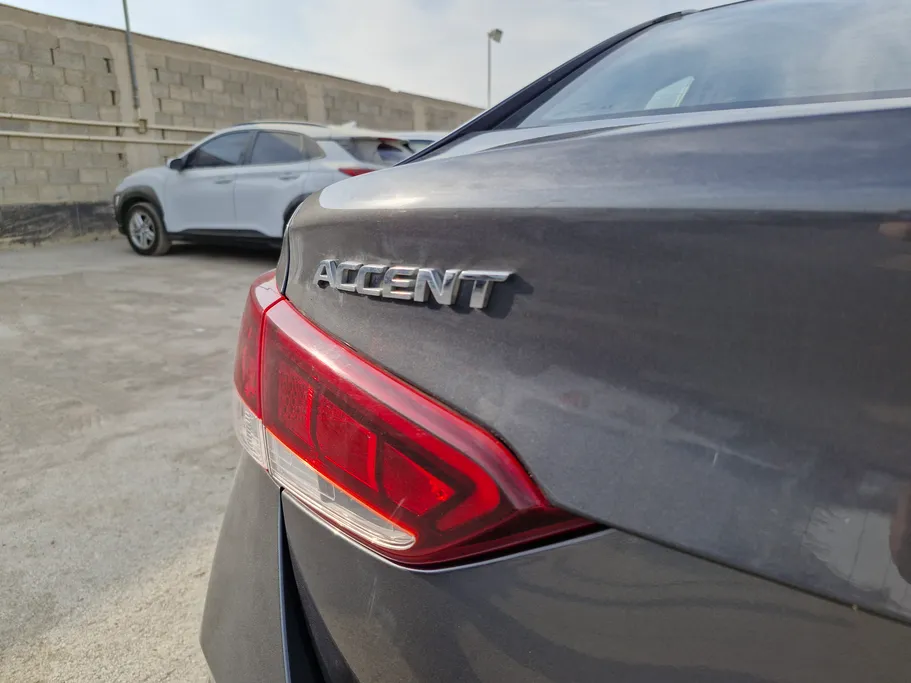 هيونداي اكسنت سمارت 2021 