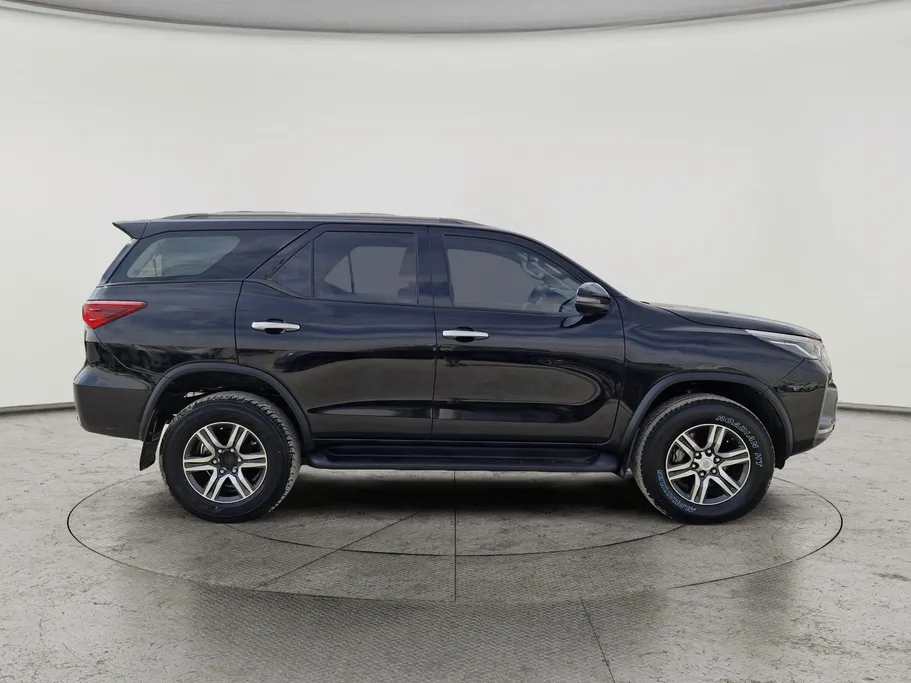 2021 Toyota Fortuner GX 