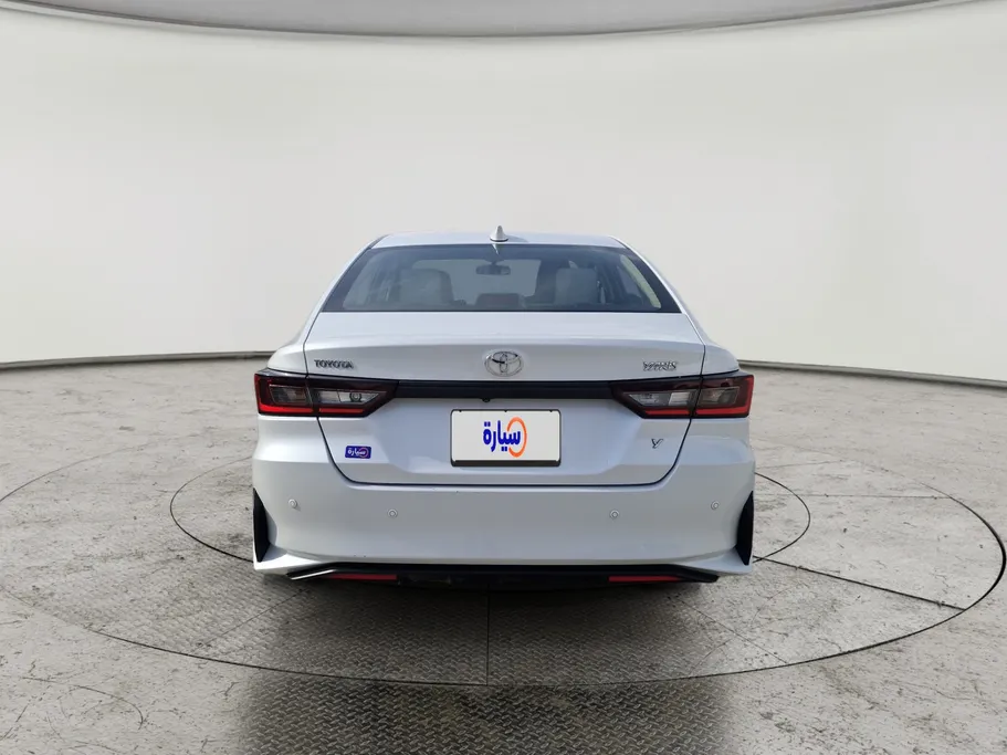تويوتا يارس Y 2023 