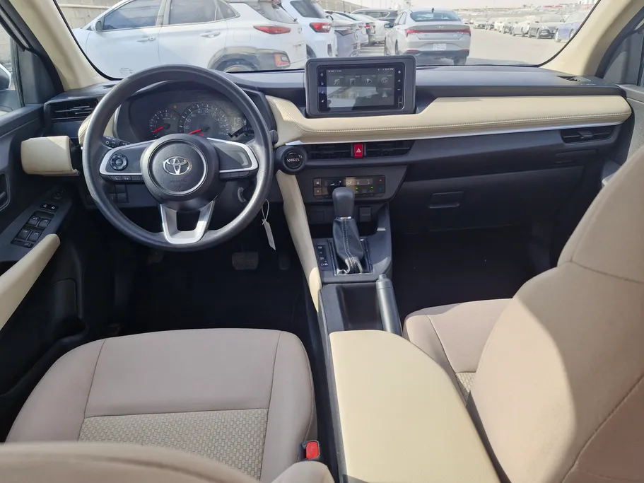 تويوتا يارس Y 2023 