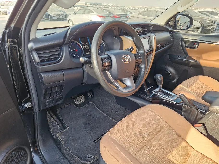 تويوتا فورتشنر GX 2021 