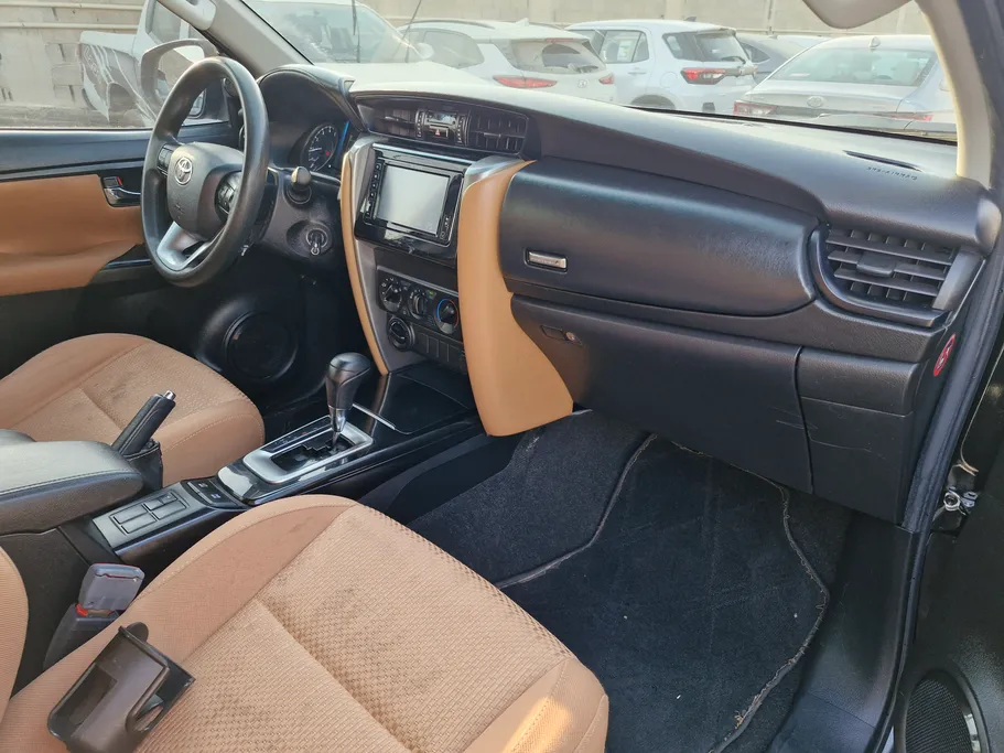 تويوتا فورتشنر GX 2021 