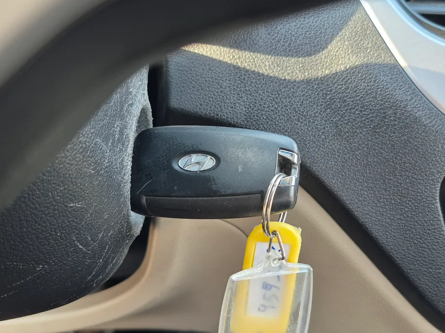 هيونداي اكسنت سمارت 2023 