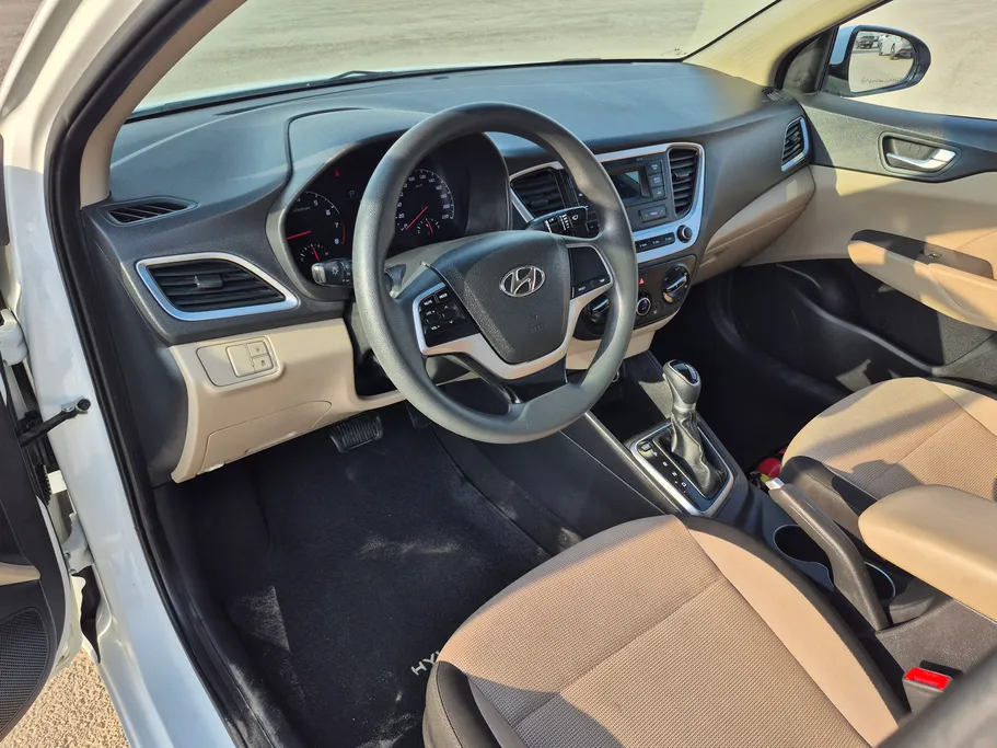 هيونداي اكسنت سمارت 2023 