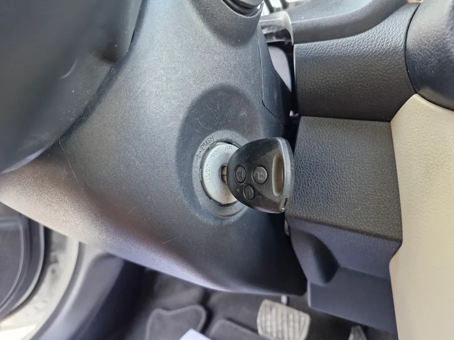 تويوتا يارس Y 2023 