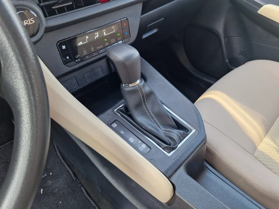 تويوتا يارس Y 2023 