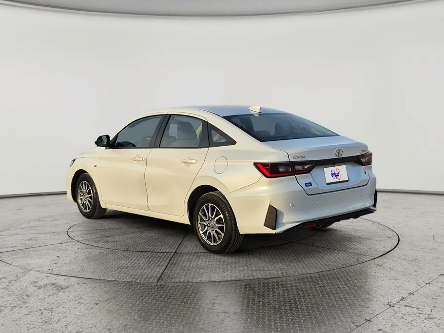 تويوتا يارس Y 2023 