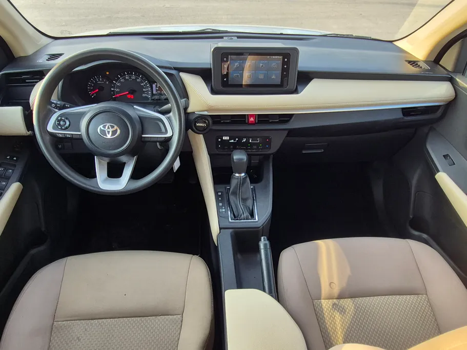 تويوتا يارس Y 2023 