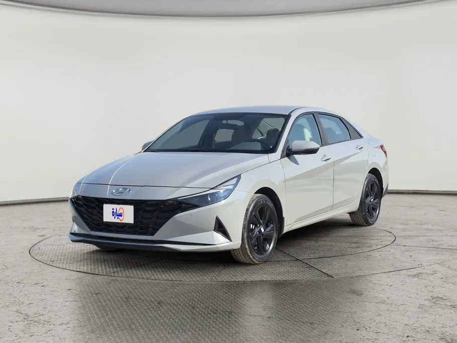 2023 Hyundai Elantra Smart 