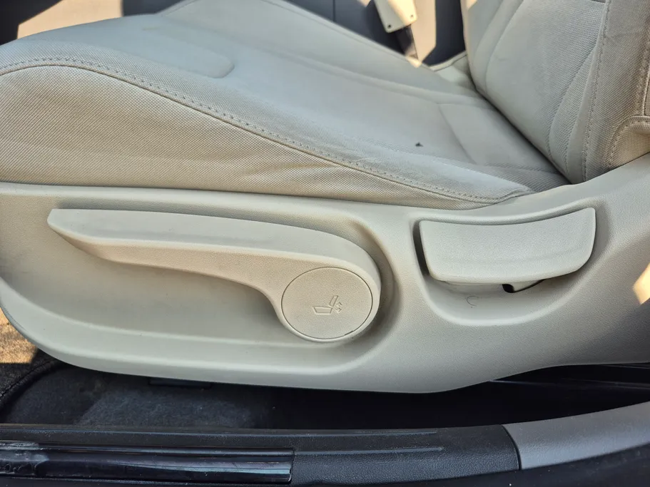 2023 Hyundai Elantra Smart 