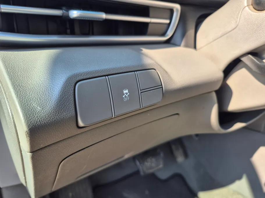 2023 Hyundai Elantra Smart 