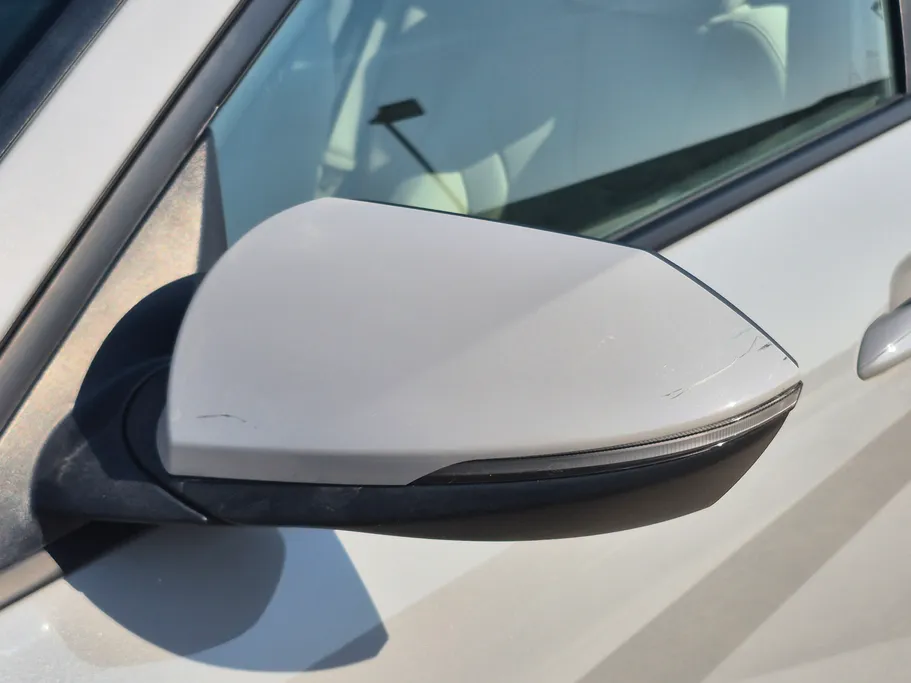 2023 Hyundai Elantra Smart 