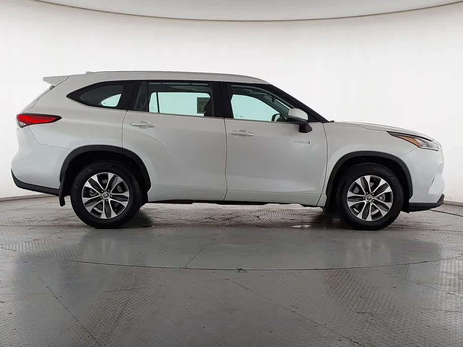 تويوتا هايلاندر GLE 2023 