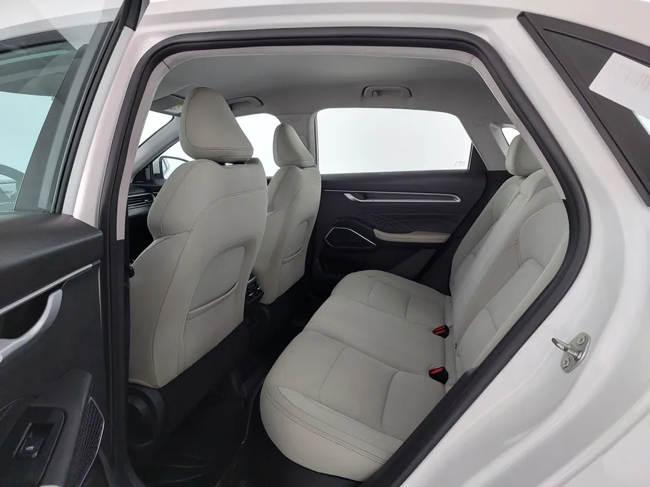 جيلي امجراند GS 2023 