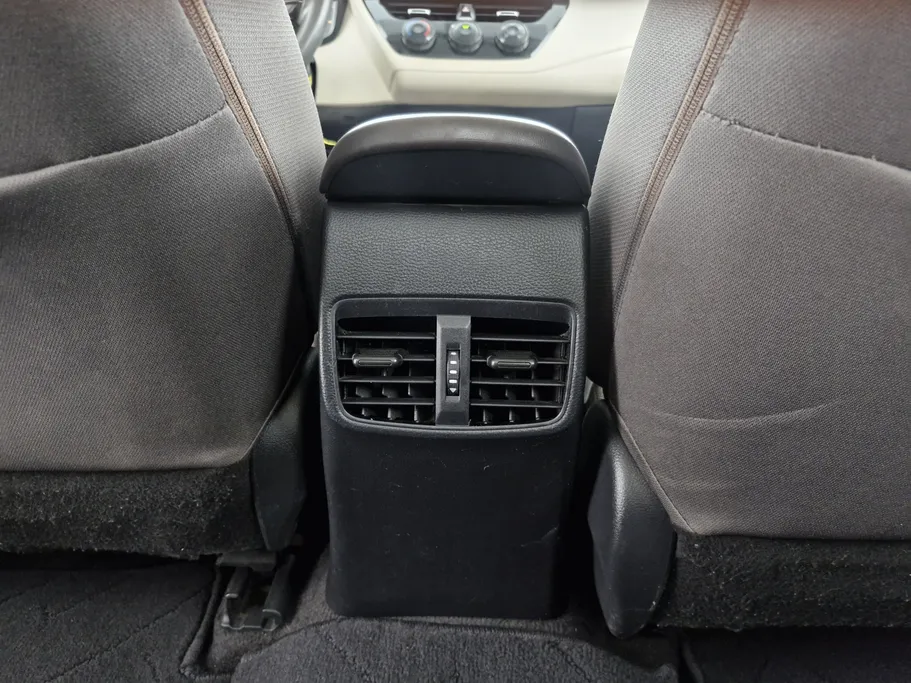 تويوتا كورولا XLI 2020 