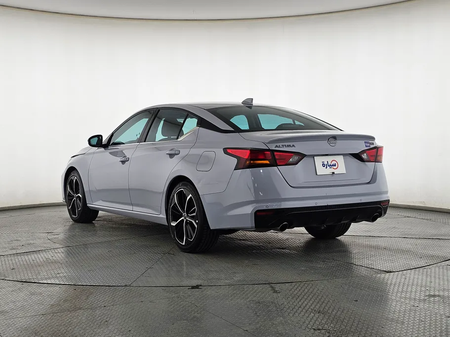 2024 Nissan Altima SR 