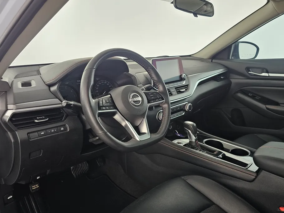 2024 Nissan Altima SR 
