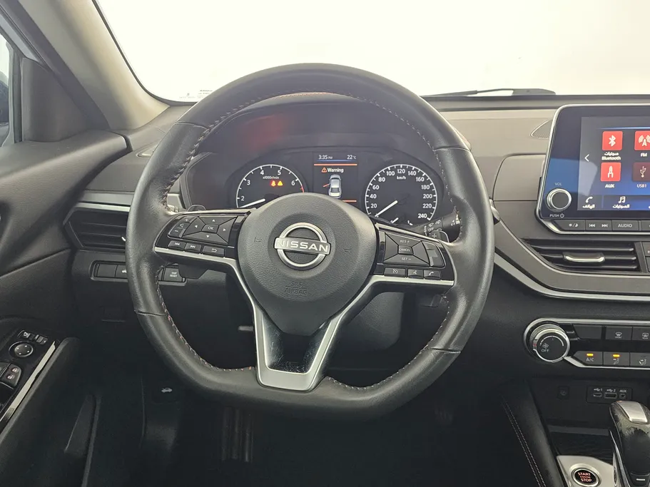 2024 Nissan Altima SR 