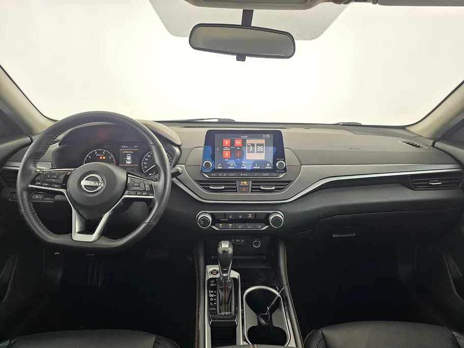 2024 Nissan Altima SR 