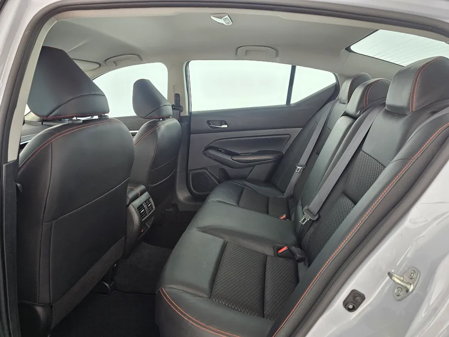 2024 Nissan Altima SR 