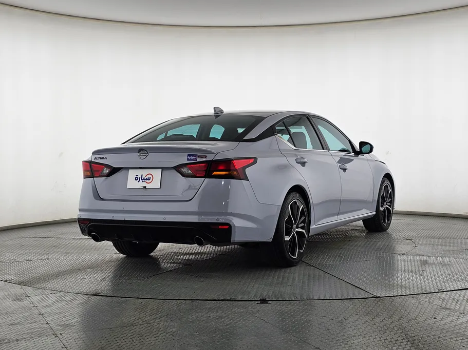 2024 Nissan Altima SR 