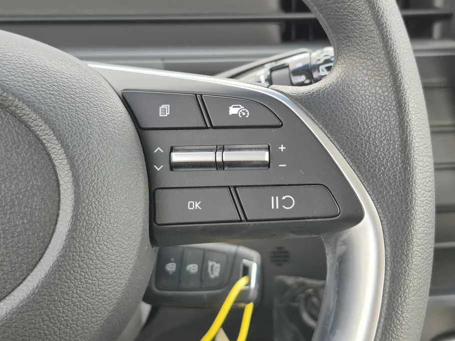 هيونداي ستاريا سمارت 11 مقاعد 2025 