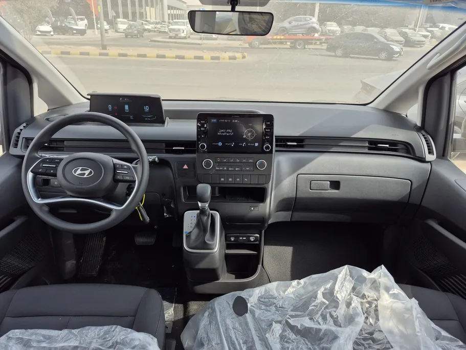 هيونداي ستاريا سمارت 11 مقاعد 2025 