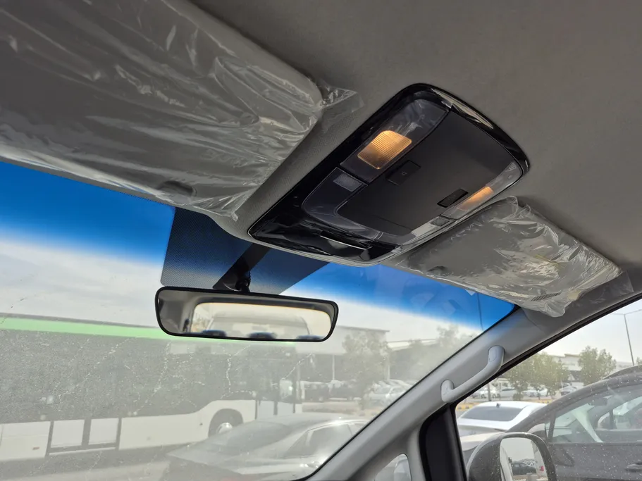 هيونداي ستاريا سمارت 11 مقاعد 2025 