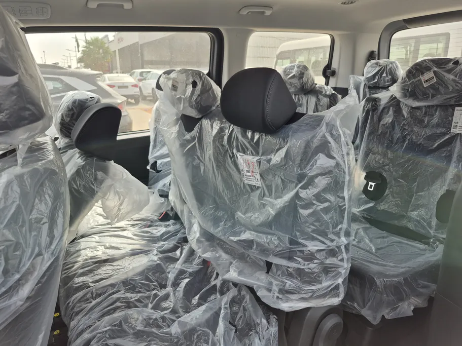 هيونداي ستاريا سمارت 11 مقاعد 2025 