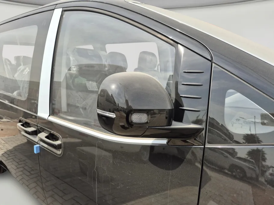 هيونداي ستاريا سمارت 9 مقاعد 2026 