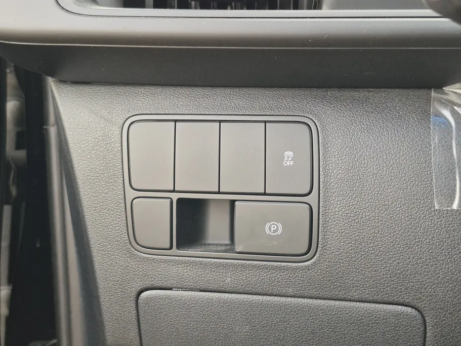 هيونداي ستاريا سمارت 9 مقاعد 2026 