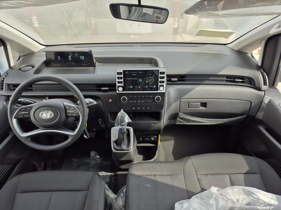 هيونداي ستاريا سمارت 9 مقاعد 2026 