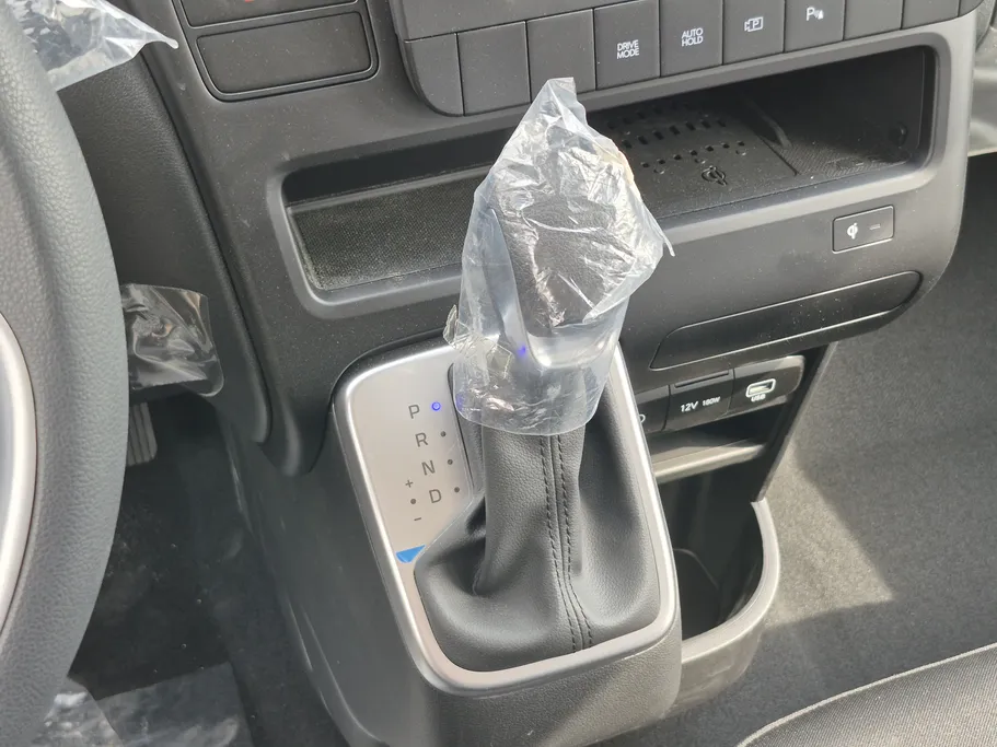 هيونداي ستاريا سمارت 9 مقاعد 2026 