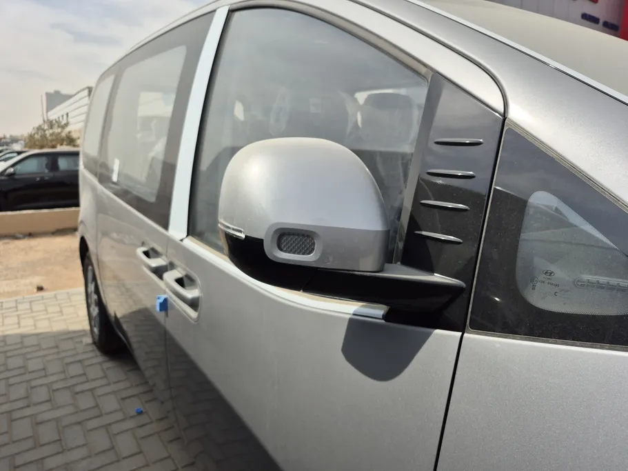 هيونداي ستاريا سمارت 11 مقاعد 2026 