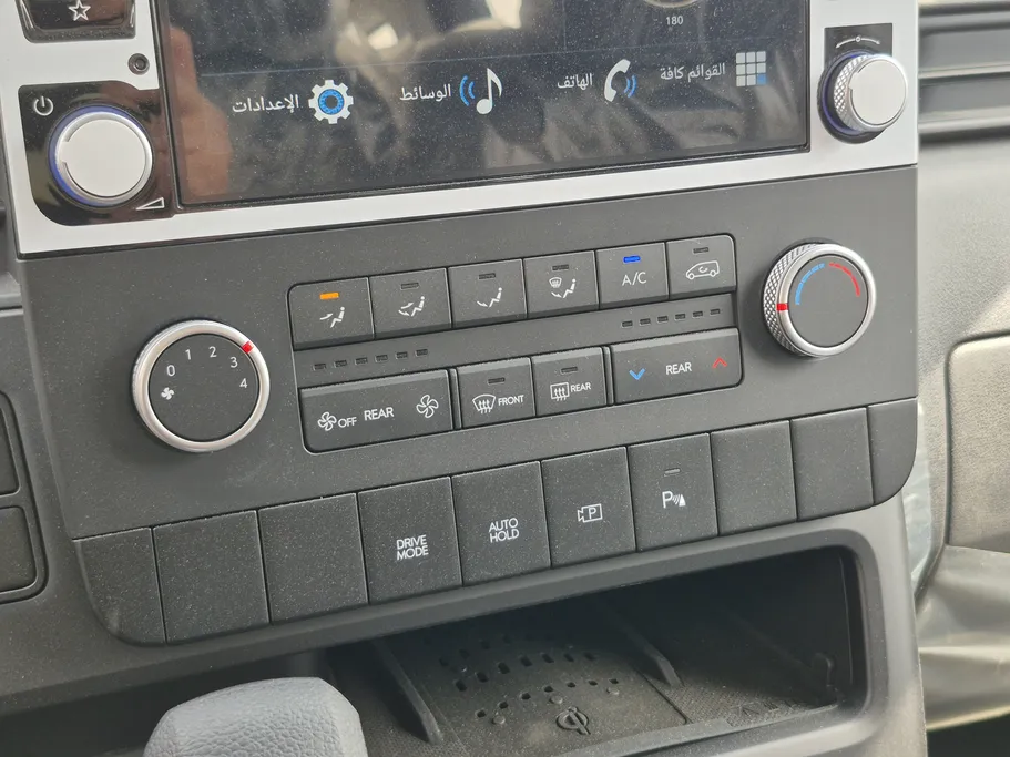 هيونداي ستاريا سمارت 11 مقاعد 2026 