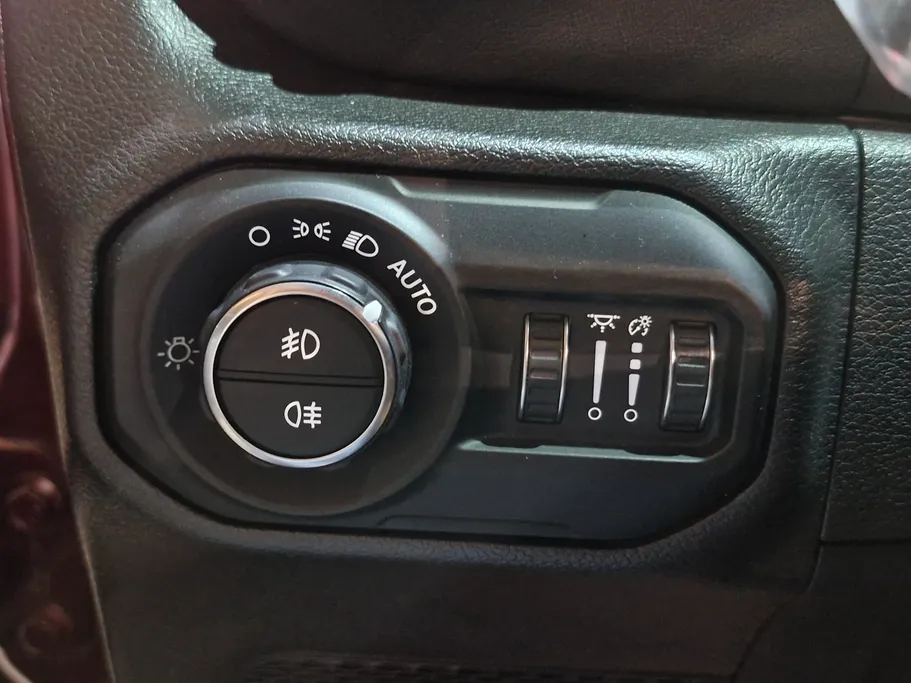 2022 Jeep Wrangler صحارى 