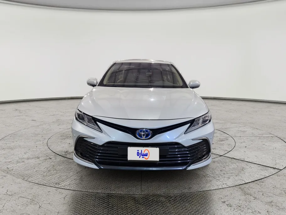 2022 Toyota Camry  GLE 