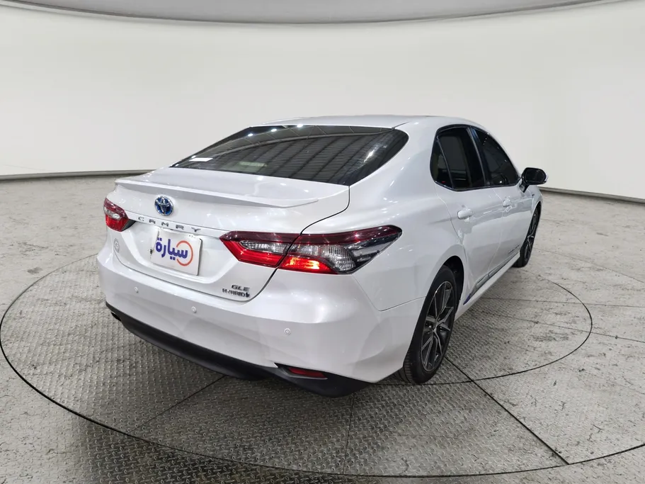 تويوتا كامري GLE 2022 