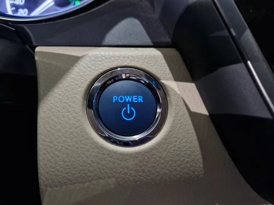 تويوتا كامري GLE 2022 