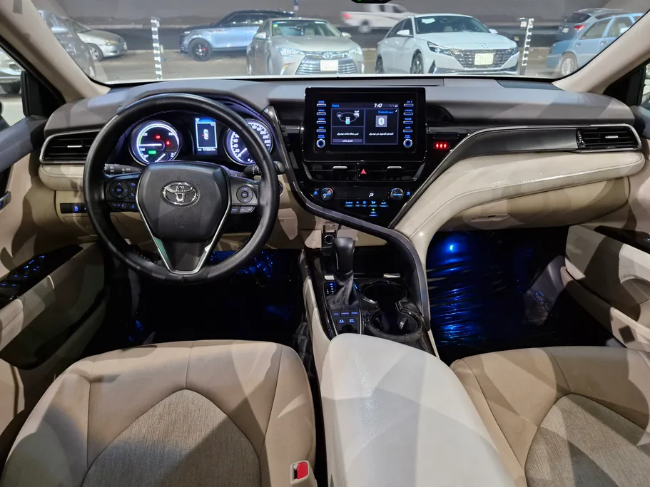 تويوتا كامري GLE 2022 