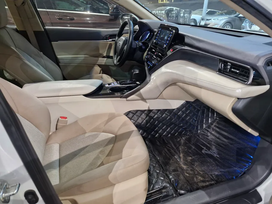 تويوتا كامري GLE 2022 