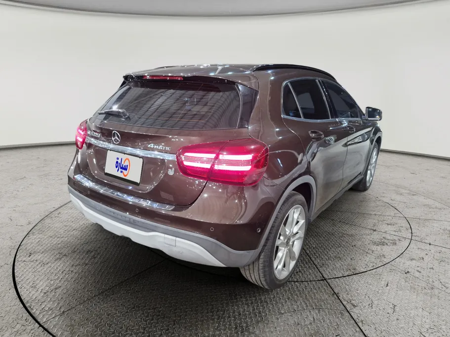 2019 Mercedes GLA 220 