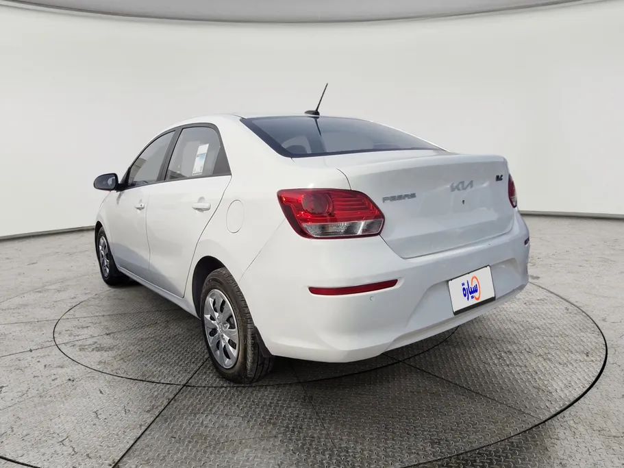 2024 Kia Pegas LX 