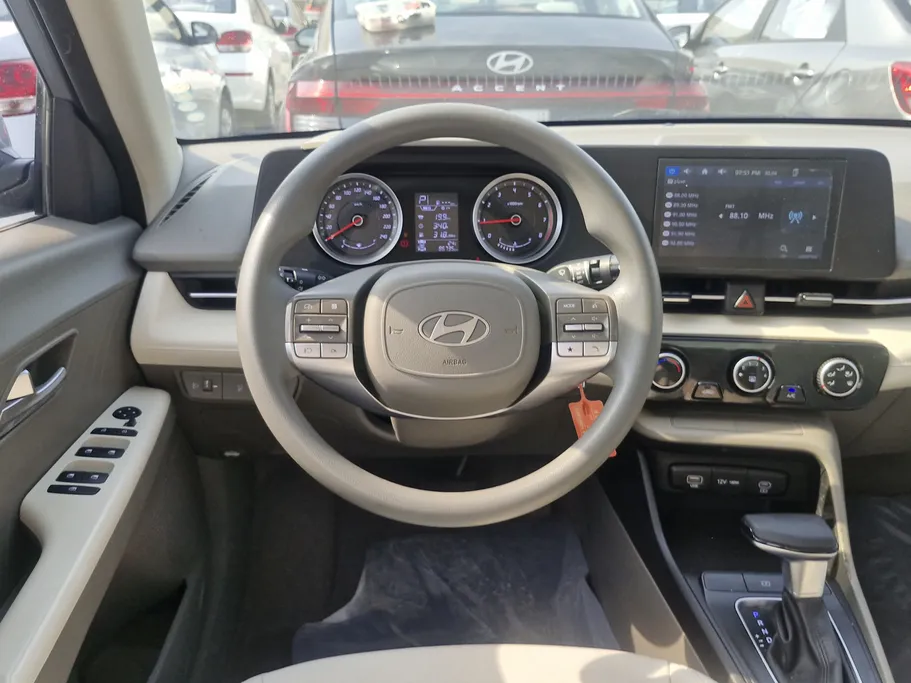 هيونداي اكسنت سمارت 2024 