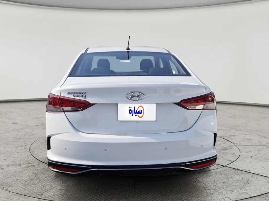 هيونداي اكسنت سمارت 2023 