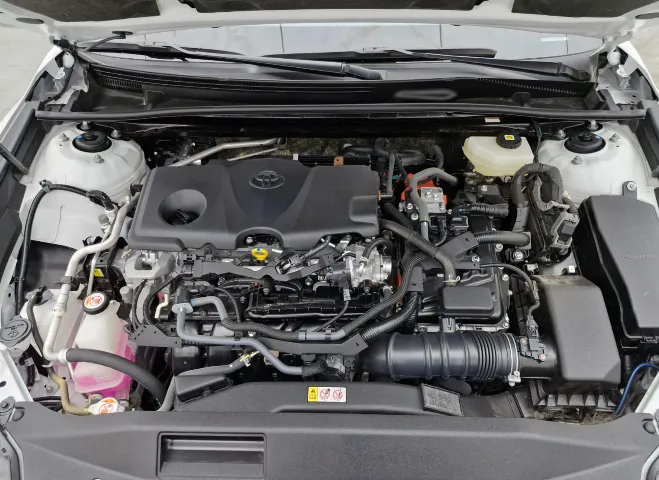 2025 Toyota Camry  E HEV 